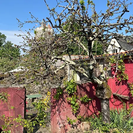 Green Cottage Oudon